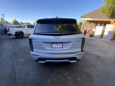 2026 Cadillac VISTIQ Platinum