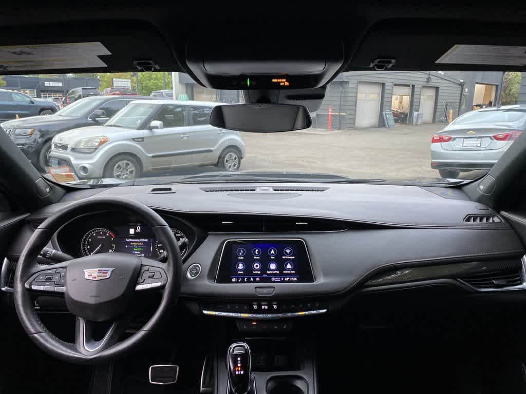 2023 Cadillac XT4 AWD Sport