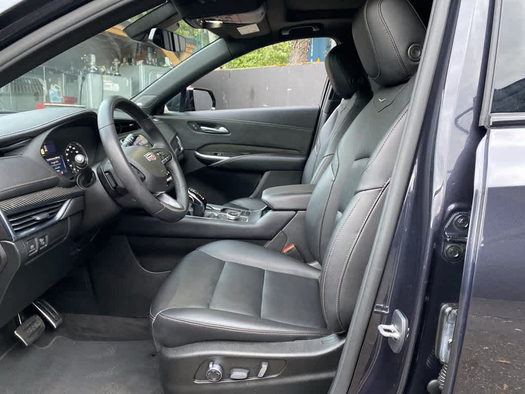 2023 Cadillac XT4 AWD Sport
