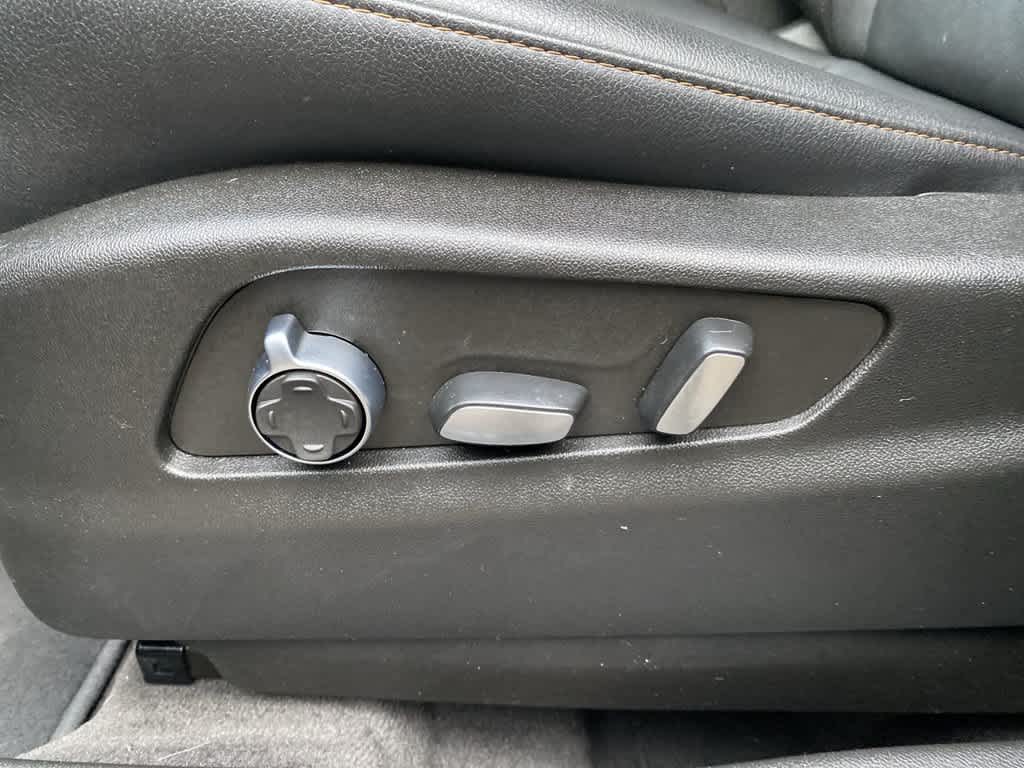 2023 Cadillac XT4 AWD Sport