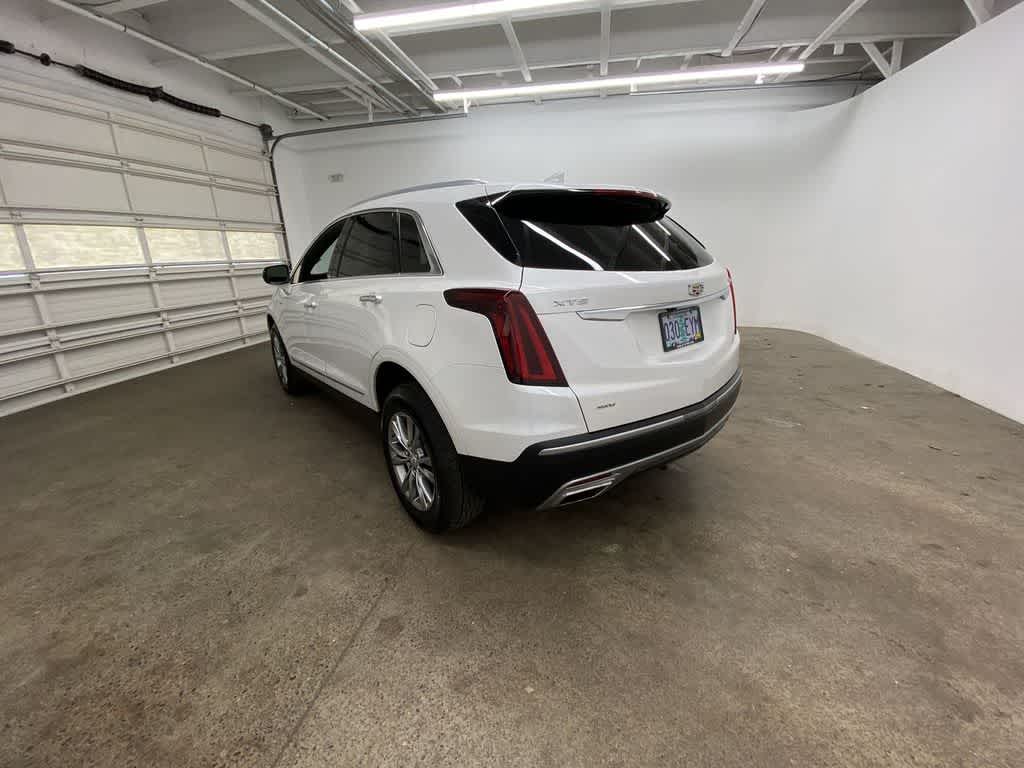 2022 Cadillac XT5 Premium Luxury