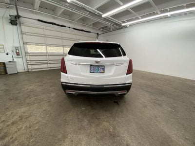 2022 Cadillac XT5 Premium Luxury