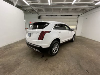 2022 Cadillac XT5 Premium Luxury