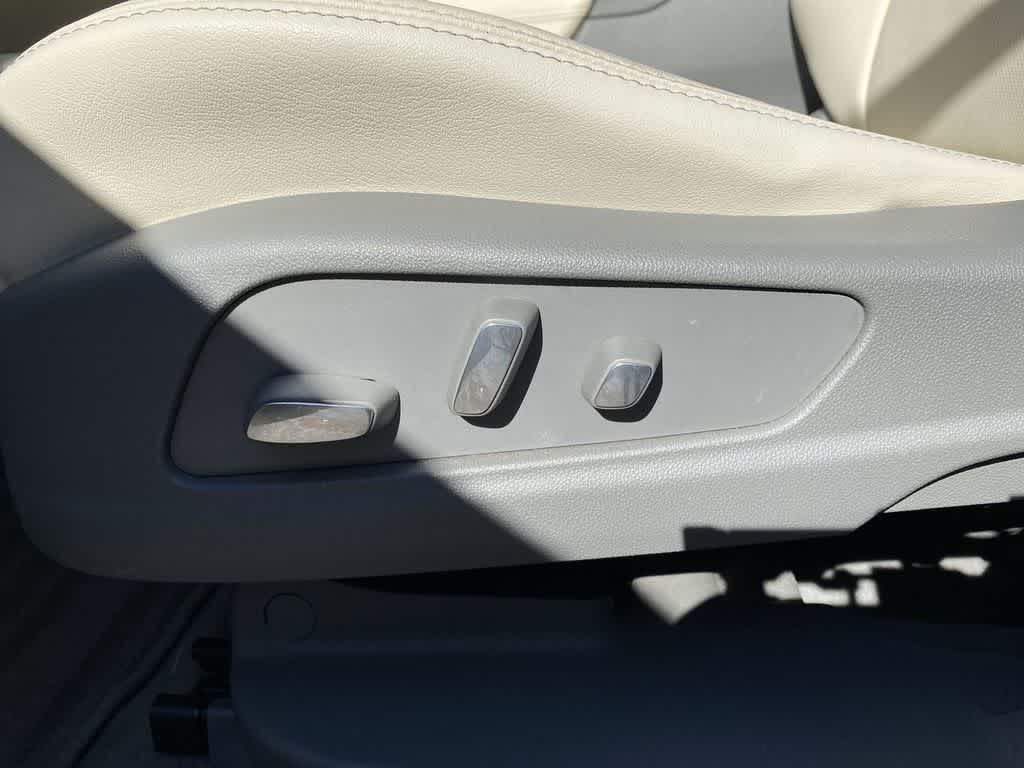 2017 Cadillac XT5 Premium Luxury AWD