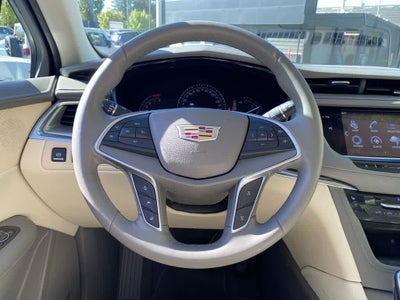 2017 Cadillac XT5 Premium Luxury AWD