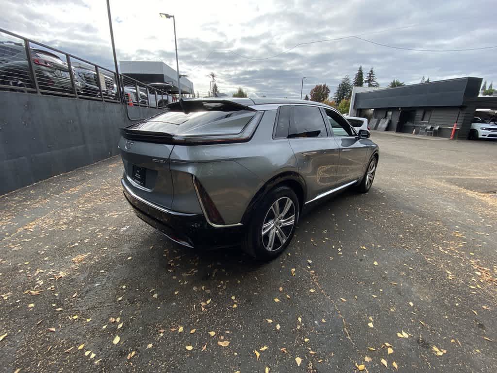 2024 Cadillac LYRIQ Tech