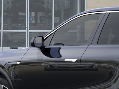 2025 Cadillac LYRIQ Luxury 1