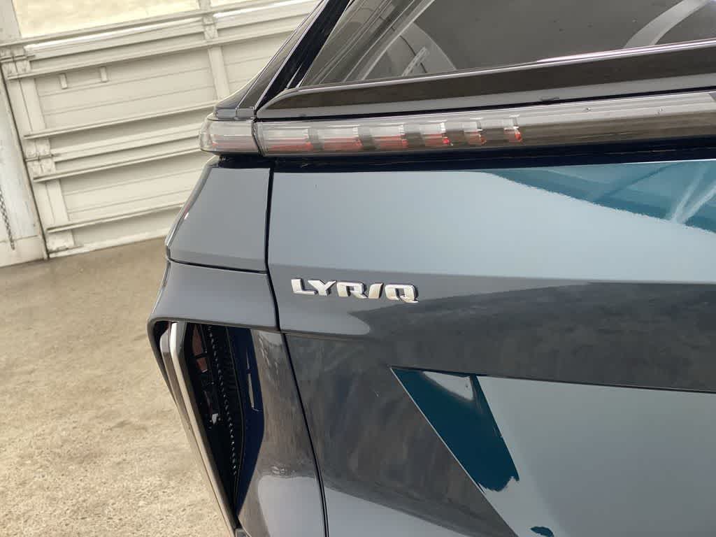 2025 Cadillac LYRIQ Luxury 2