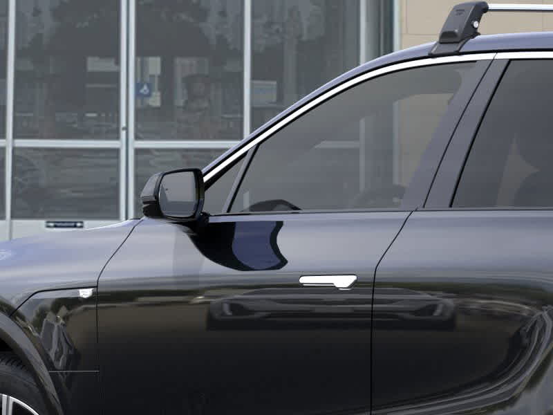 2025 Cadillac LYRIQ Luxury 2