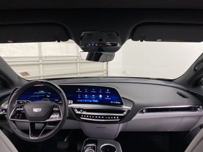 2025 Cadillac LYRIQ Luxury 2