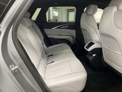 2025 Cadillac LYRIQ Luxury 2