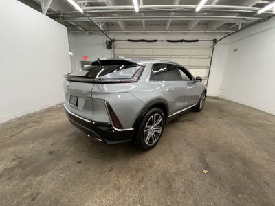 2025 Cadillac LYRIQ Luxury 2