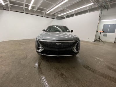 2025 Cadillac LYRIQ Luxury 2