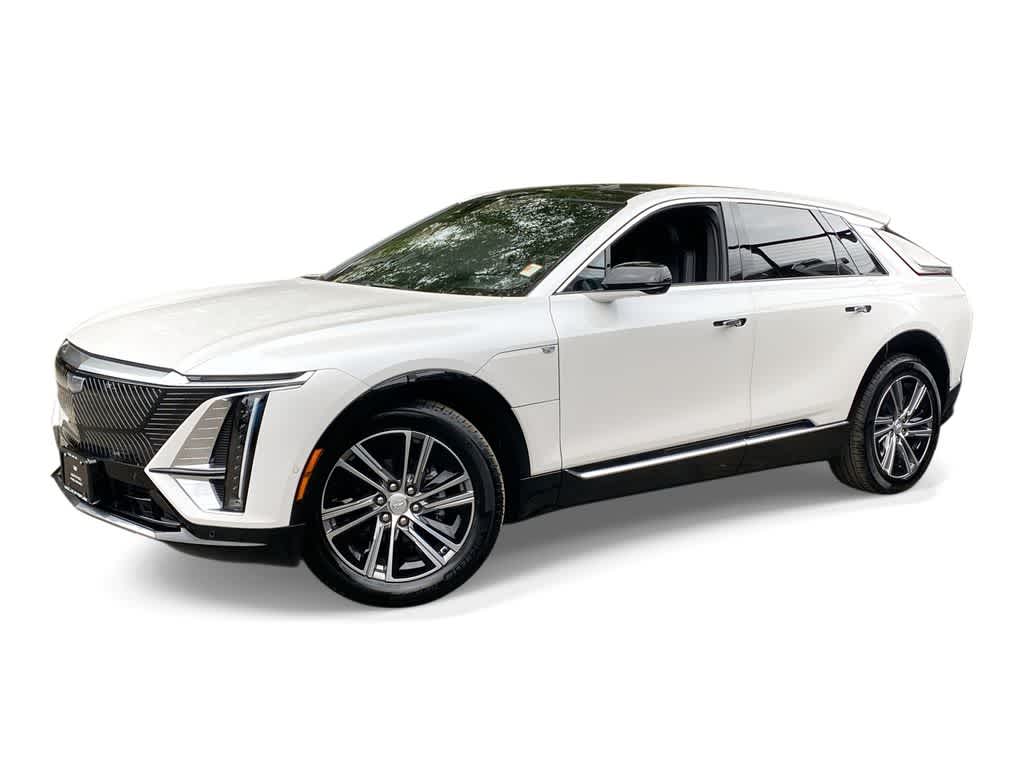 2025 Cadillac LYRIQ Luxury 2