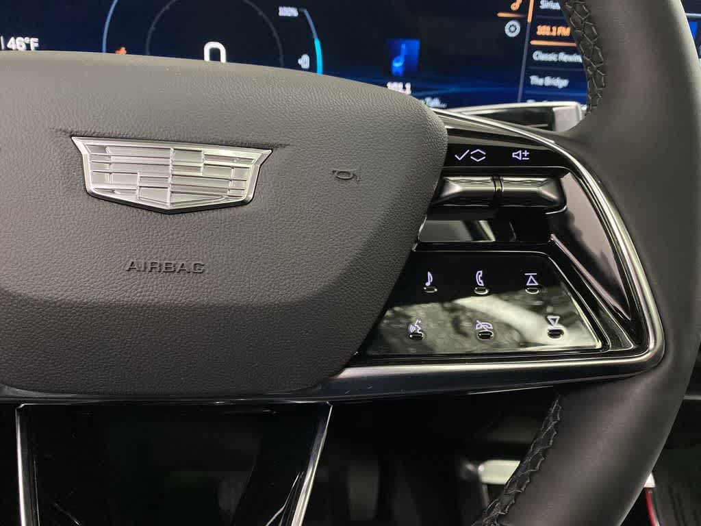 2024 Cadillac LYRIQ Luxury 3