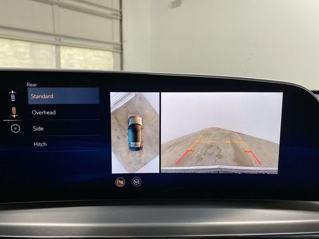 2024 Cadillac LYRIQ Luxury 3