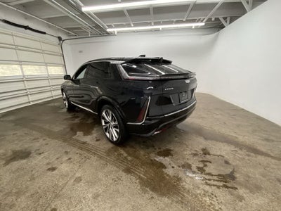 2024 Cadillac LYRIQ Luxury 3
