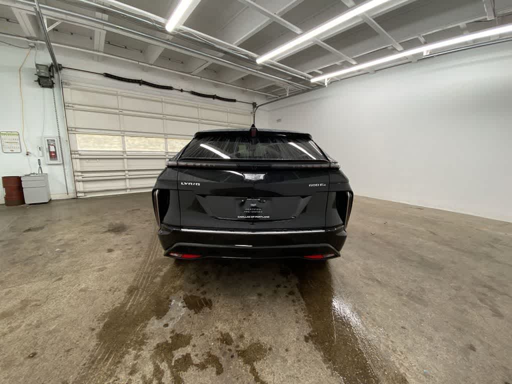 2024 Cadillac LYRIQ Luxury 3