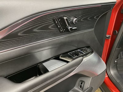 2024 Cadillac LYRIQ Luxury 3