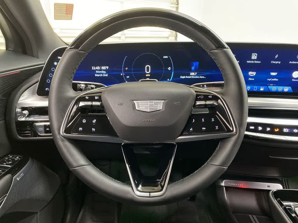 2024 Cadillac LYRIQ Luxury 3