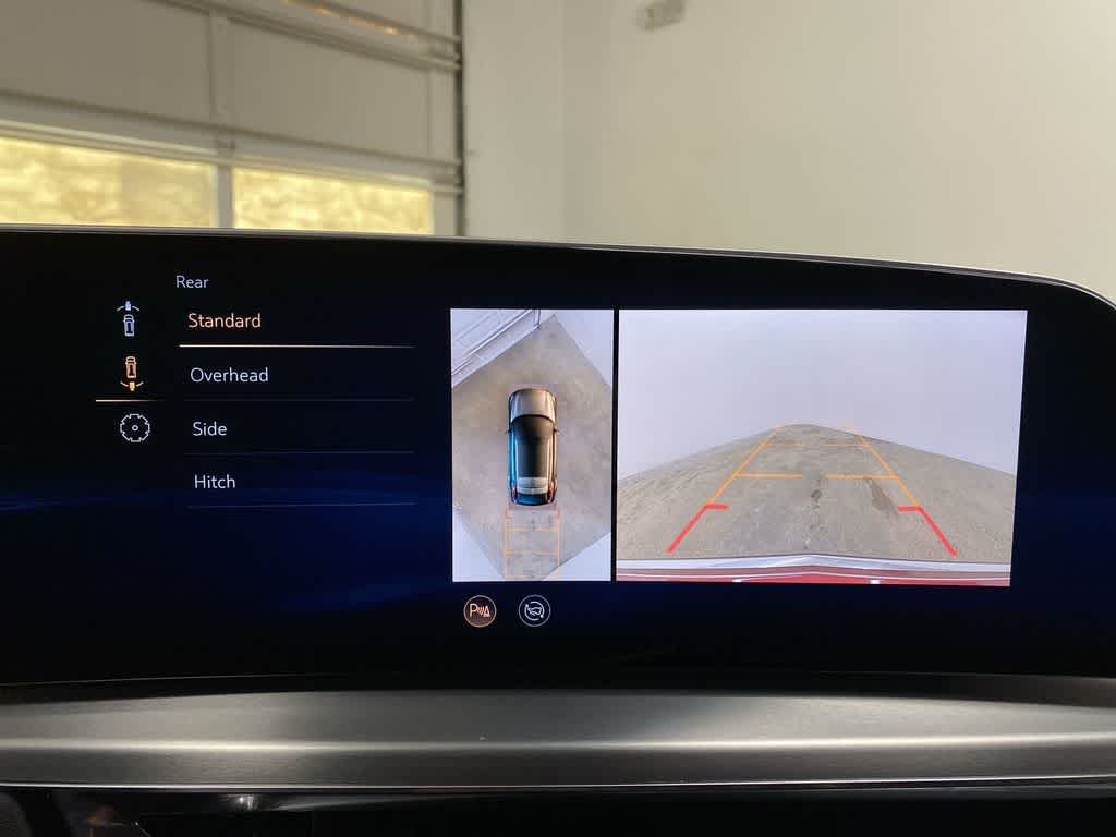 2024 Cadillac LYRIQ Luxury 3