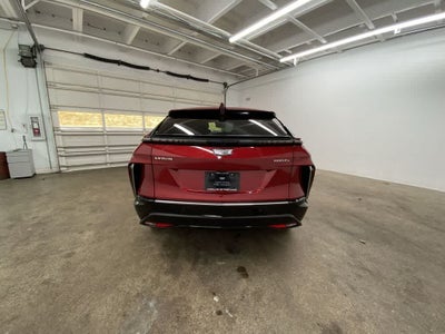2024 Cadillac LYRIQ Luxury 3