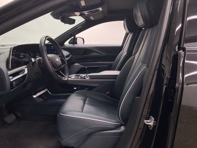 2024 Cadillac LYRIQ Luxury 3