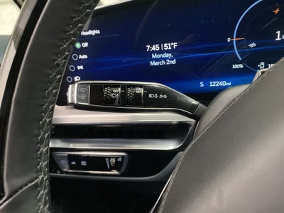 2024 Cadillac LYRIQ Luxury 3