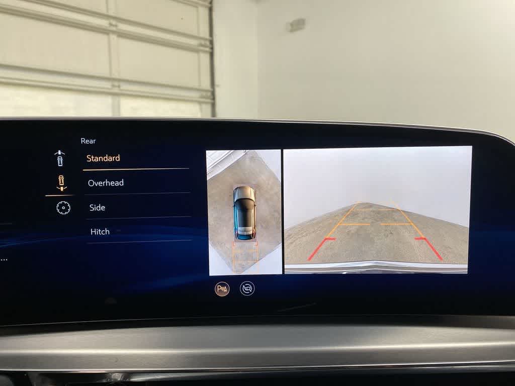 2024 Cadillac LYRIQ Luxury 3