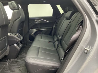 2024 Cadillac LYRIQ Luxury 3