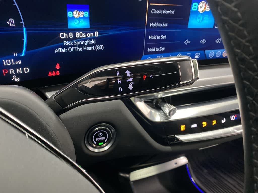 2024 Cadillac LYRIQ Luxury 3