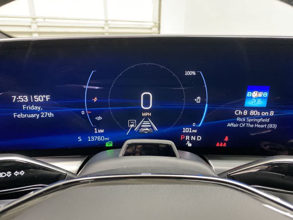 2024 Cadillac LYRIQ Luxury 3