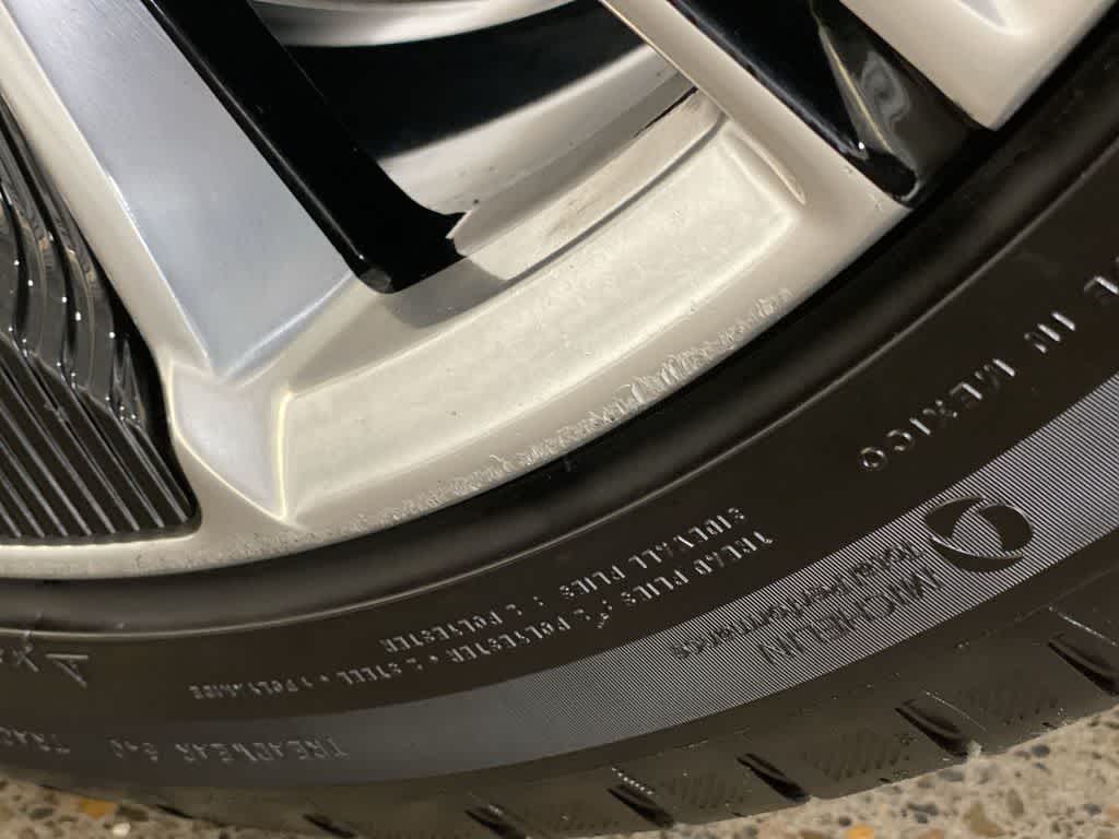 2024 Cadillac LYRIQ Luxury 3