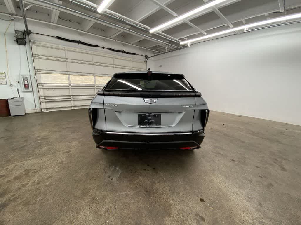 2024 Cadillac LYRIQ Luxury 3