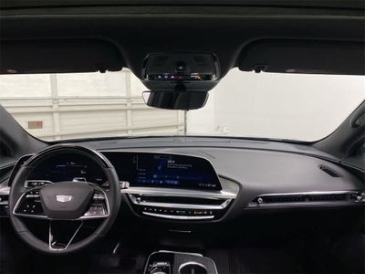 2024 Cadillac LYRIQ Luxury 3