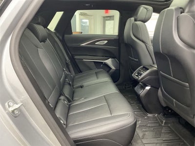 2024 Cadillac LYRIQ Luxury 3