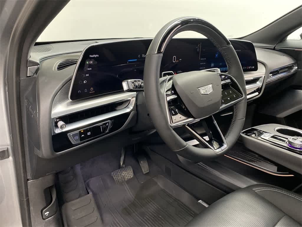 Certified 2024 Cadillac LYRIQ Luxury 3 with VIN 1GYKPSRL4RZ141136 for sale in Portland, OR