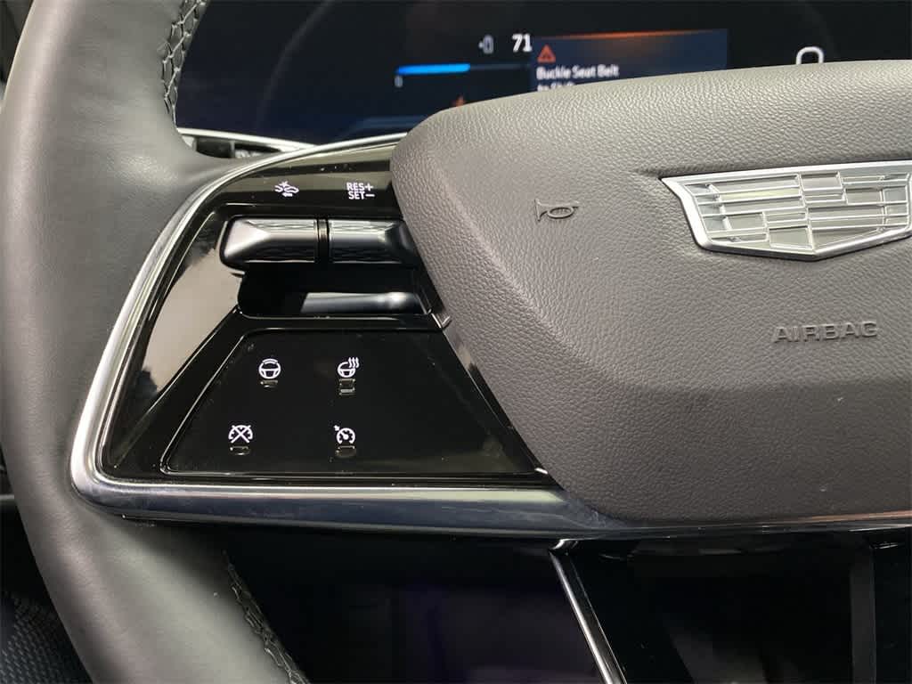 2024 Cadillac LYRIQ Luxury 3