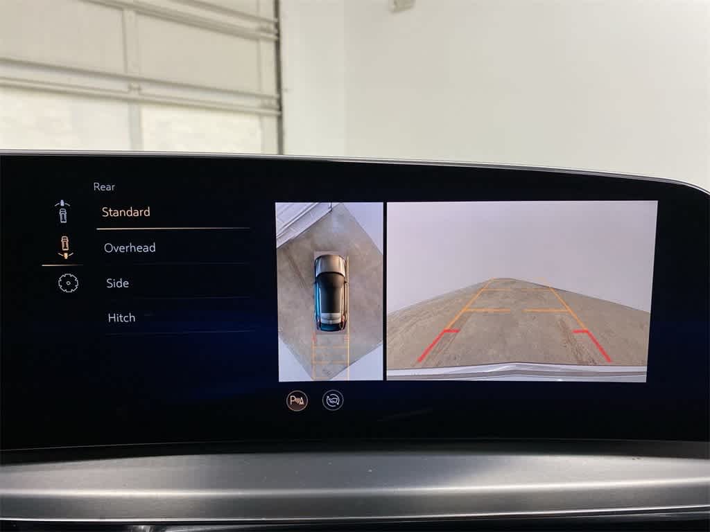 2024 Cadillac LYRIQ Luxury 3