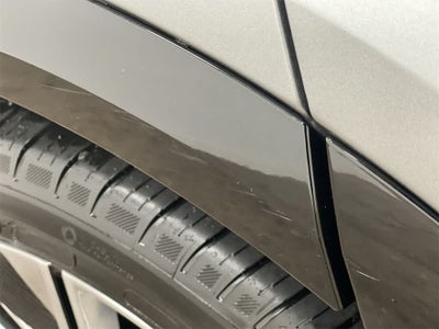 2024 Cadillac LYRIQ Luxury 3