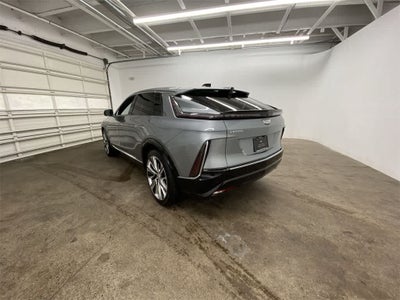 2024 Cadillac LYRIQ Luxury 3
