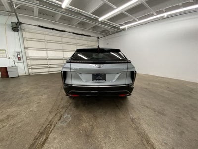 2024 Cadillac LYRIQ Luxury 3