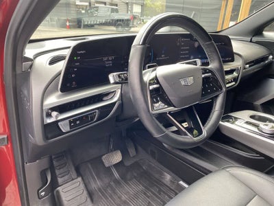 2024 Cadillac LYRIQ Luxury 3