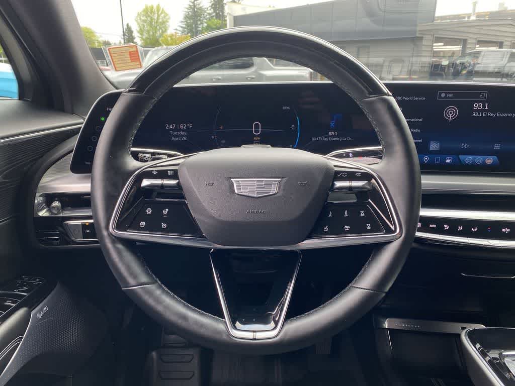 2024 Cadillac LYRIQ Luxury 3