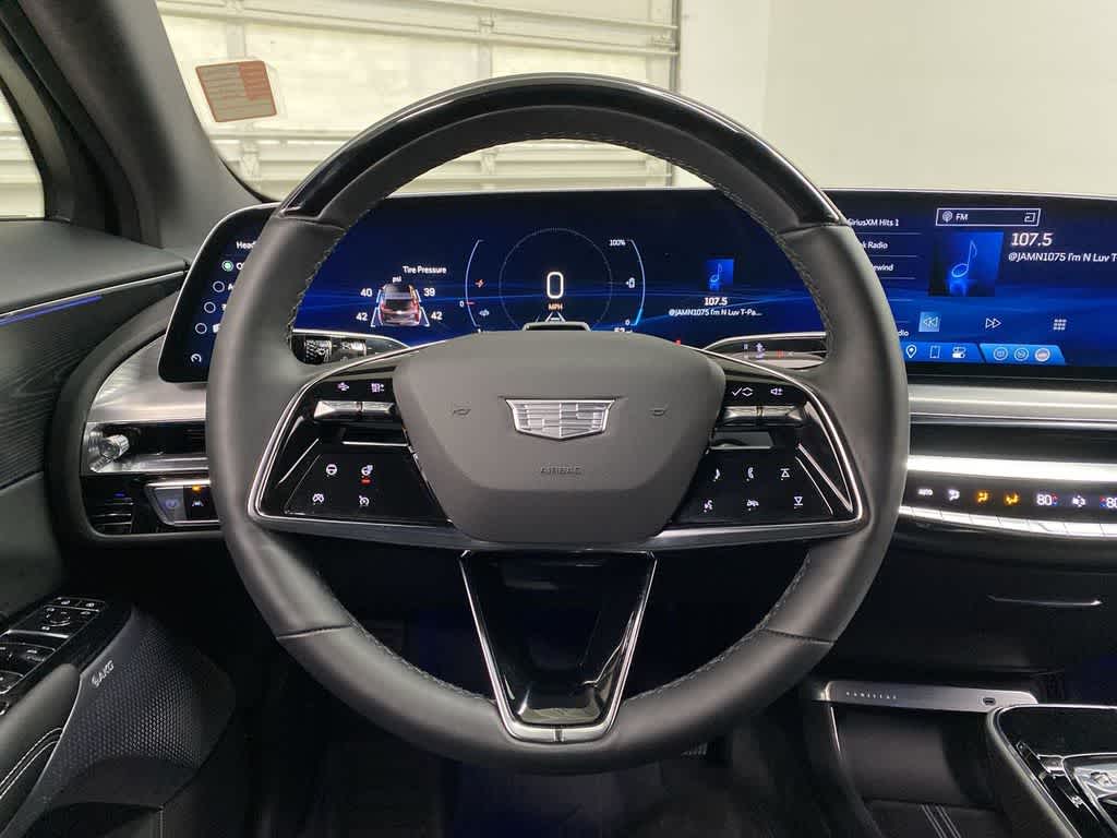 2024 Cadillac LYRIQ Luxury 3