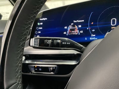 2024 Cadillac LYRIQ Luxury 3