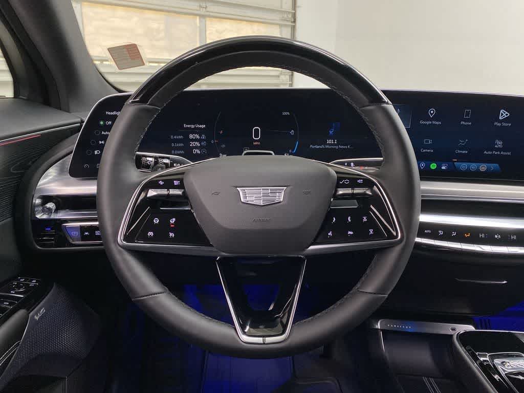 2024 Cadillac LYRIQ Luxury 3