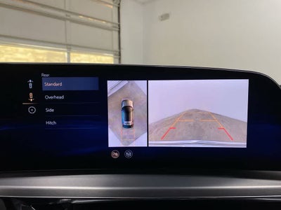 2024 Cadillac LYRIQ Luxury 3