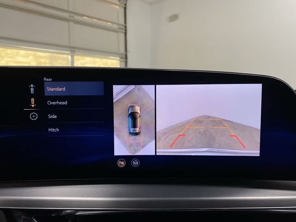 2024 Cadillac LYRIQ Luxury 3