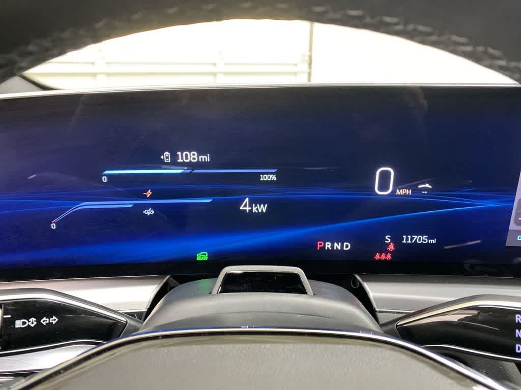 2024 Cadillac LYRIQ Luxury 3